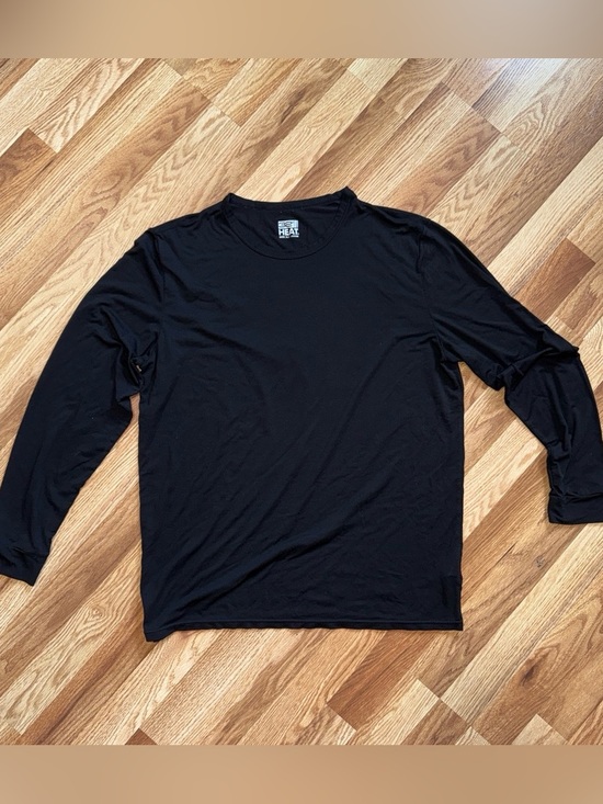 32 Degrees Other - Men’s Long-Sleeve Crew Neck Shirt in Black